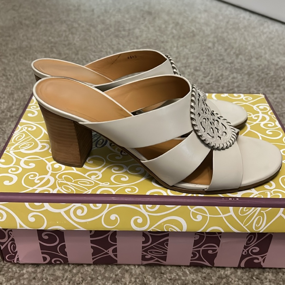 Brighton Italian leather heels 9.5 bone white